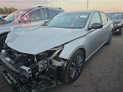 نیسان ئەلتیما